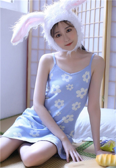 野花超级吹潮视频苹果版